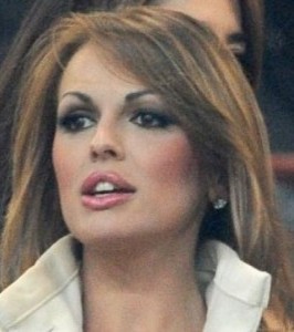 Francesca Pascale denuncia Michelle Bonev? "Silvio Berlusconi mi protegge"