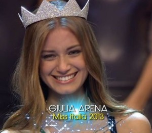 Giulia Arena è Miss Italia 2013: intelligente e amante della legge