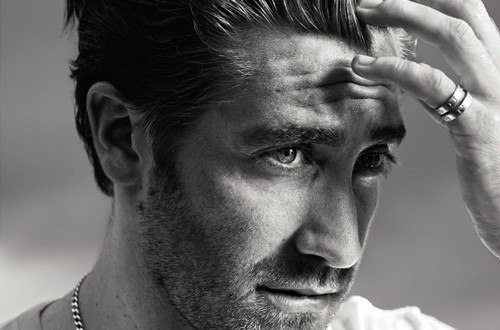 Jake Gyllenhaal in copertina su V Magazine e Hugh Jackman lo elogia