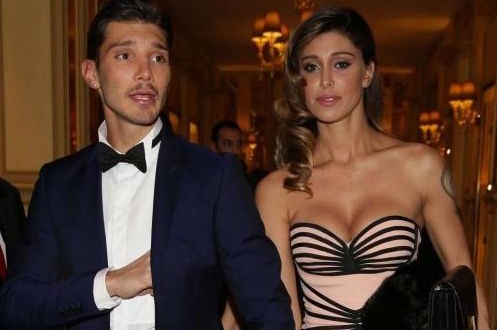 Belen Rodriguez, eletta donna dell’anno, deve tutto a Simona Ventura