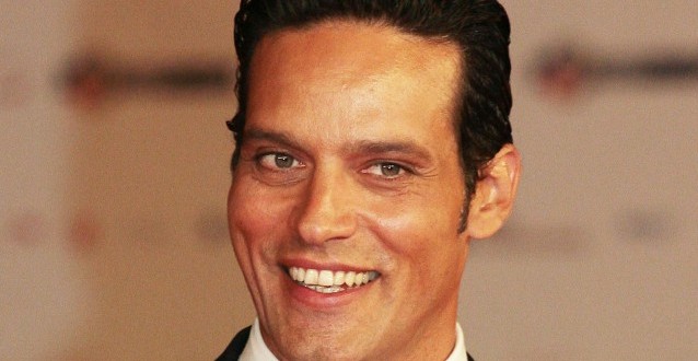 Gabriel Garko: “fan che mi fanno stalking e vogliono il mio sperma”