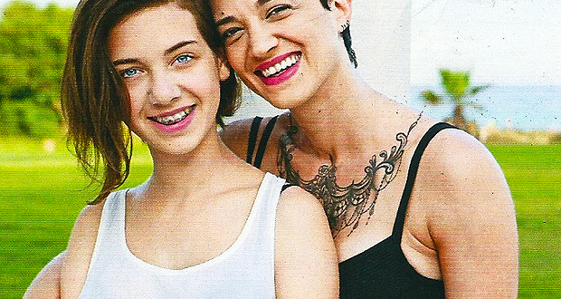 Asia Argento niente scooter e tatuaggi per la figlia